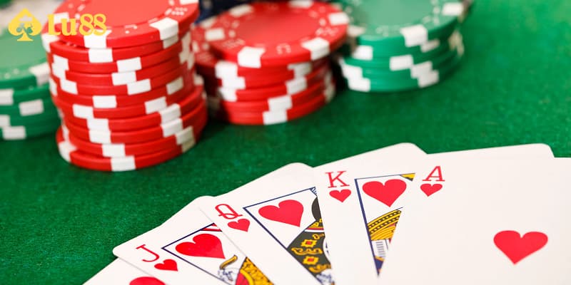 Thông tin bài rác trong Poker là gì?